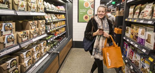 在亚马逊首家智能店 购物只需1分钟