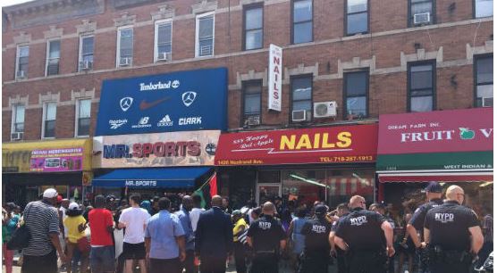 Image result for 纽约 指甲 互殴