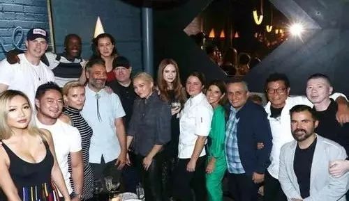 冯小刚真的跑路了? ? ?