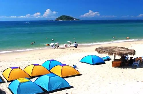 又有华裔夫妇野餐被海浪卷走身亡 一家刚移民2个月