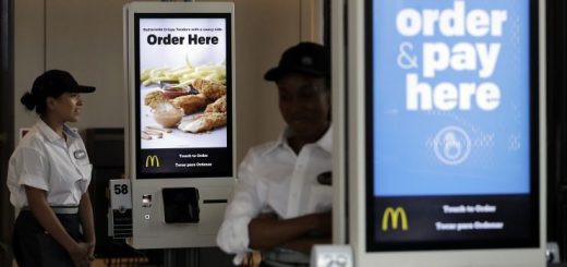 麦当劳提供开水把小孩烫出水泡 “我们要的是冷水”