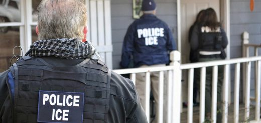 ICE大搜捕来势汹汹,全美多地想方设法应对