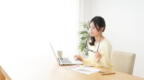 人到中年有份工作比较好 研究称全职妈妈记忆力下降严重