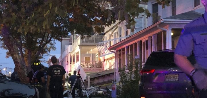 新州消防员年会爆阳台坍塌事件 致最少22伤_图1-1