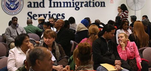 重磅!美移民局减免申请费用新规,12月2日生效