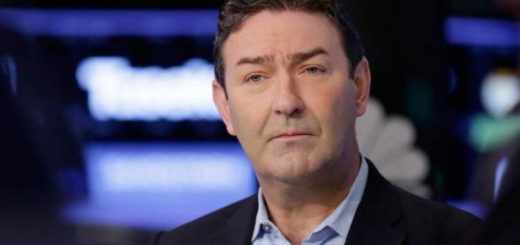 麦当劳CEO被解雇:与员工发生亲密关系 违反个人行为规定