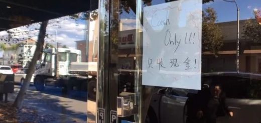 这几个字太惹眼,美执法人员突查多家餐馆,搜查行动十余小时
