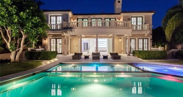 故宫大G女的美国上亿豪宅被曝！内饰奢华堪比“皇宫”，背后真相一层层拨开