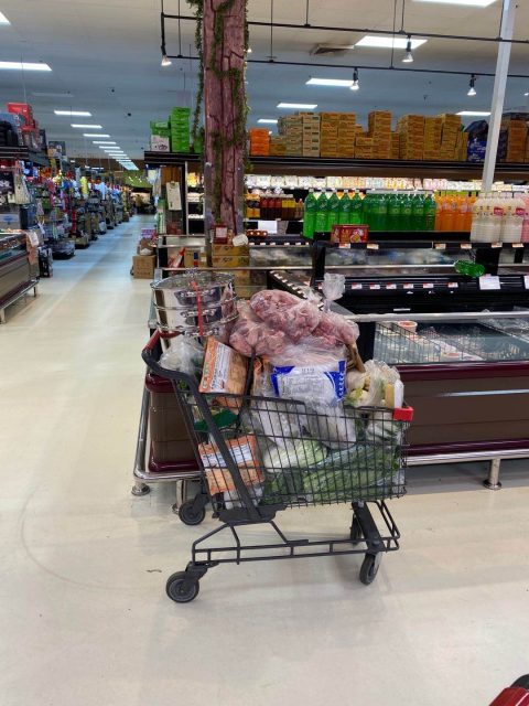 纽约长岛纳苏郡华人忙囤货 卫生局：隔离人数下降无需担忧_图1-1