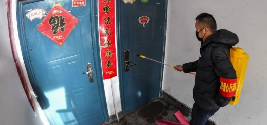 广州确认门把手发现病毒 专家:可能是病毒“碎裂了的尸体”
