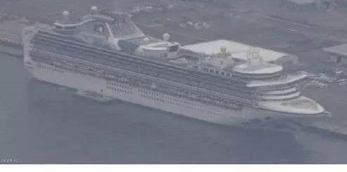 日本已成为全世界第二大新冠病毒感染地区！网友：开卷考试照抄都抄不及格