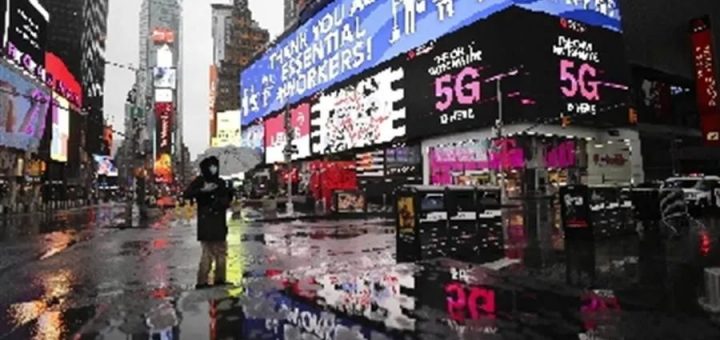 辱骂、骚扰和暴力!疫情中的美国华人面临双重危险