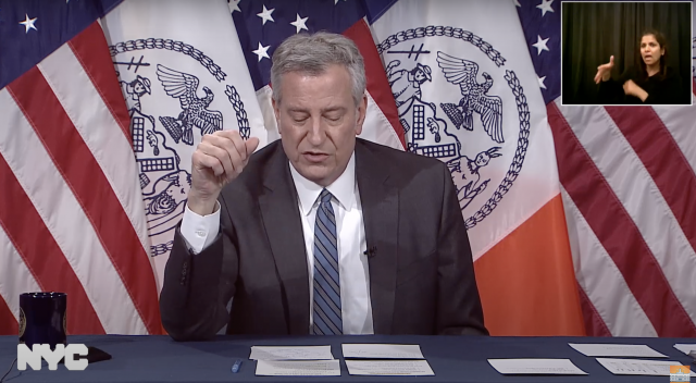 纽约市长呼吁民众献血 史丹顿岛轮渡班次增加 纽约市长呼吁民众献血 史丹顿岛轮渡班次增加_图1-1