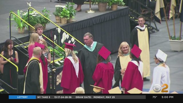 New Jersey Schools Allowed To Hold Graduation Ceremonies ...