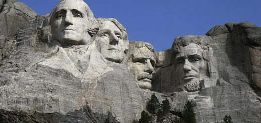 总统山也成抗议者炸毁目标?南达科他州长誓言保护_图1-1