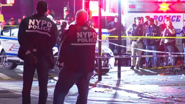 纽约市议会就新财年881.9亿预算达成一致 NYPD预算砍10亿 纽约市议会就新财年881.9亿预算达成一致 NYPD预算砍10亿_图1-3