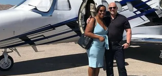 美国夫妇盗取医疗补助9300万 买飞机豪车疯狂炫富