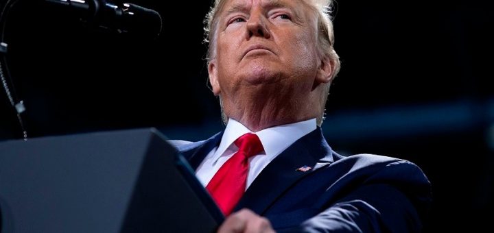 总统川普支持再发一轮钱：要比民主党提议的更多_图1-3