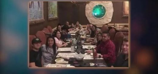 惨！办一次满月酒，美国男子全家14人感染，后悔称不该相信特朗普